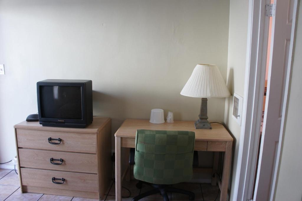Budget Inn El Cerrito Room photo
